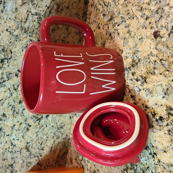 Rae Dunn Love wins mug - Picture 2 of 3